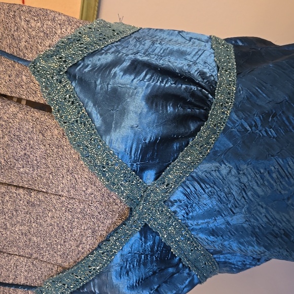 Y2k Silky Teal Tank Top - Picture 4 of 7